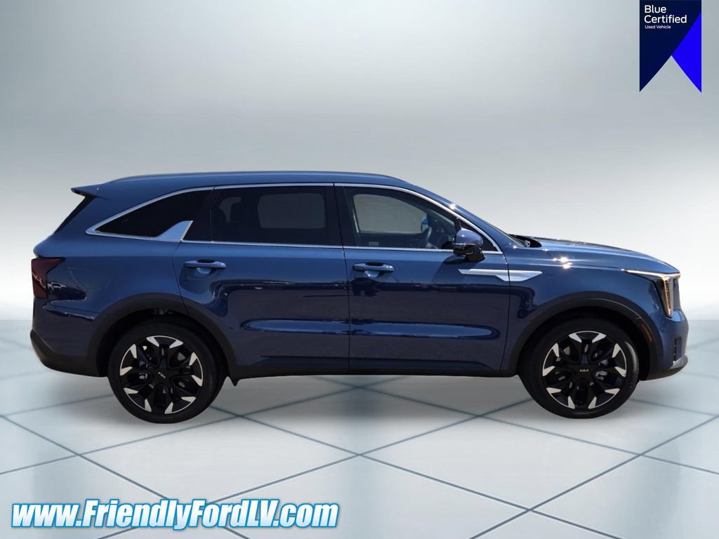 Used 2024 Kia Sorento EX w/ Panoramic Sunroof Package FWD image 6