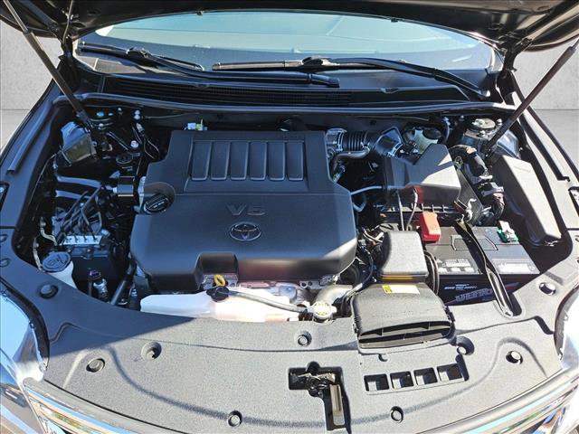 Used 2015 Toyota Avalon XLE Touring w/ Preferred Accessory Package FWD image 24