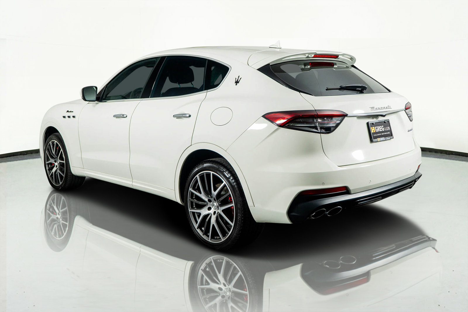 Used 2022 Maserati Levante Modena image 10