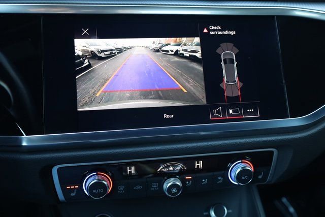 Used 2022 Audi Q3 2.0T Premium image 22