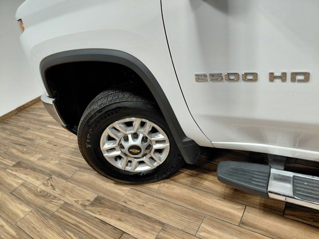 Used 2025 Chevrolet Silverado 2500 LT w/ Convenience Package image 17