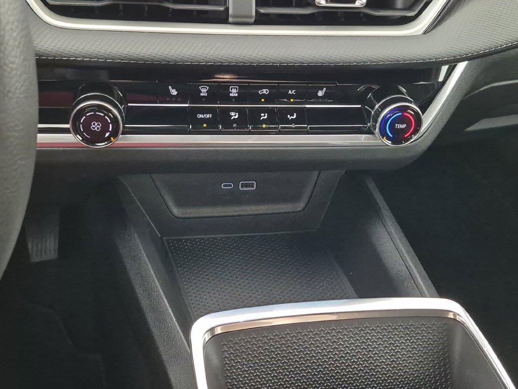 Certified 2026 Chevrolet Equinox LT FWD image 27