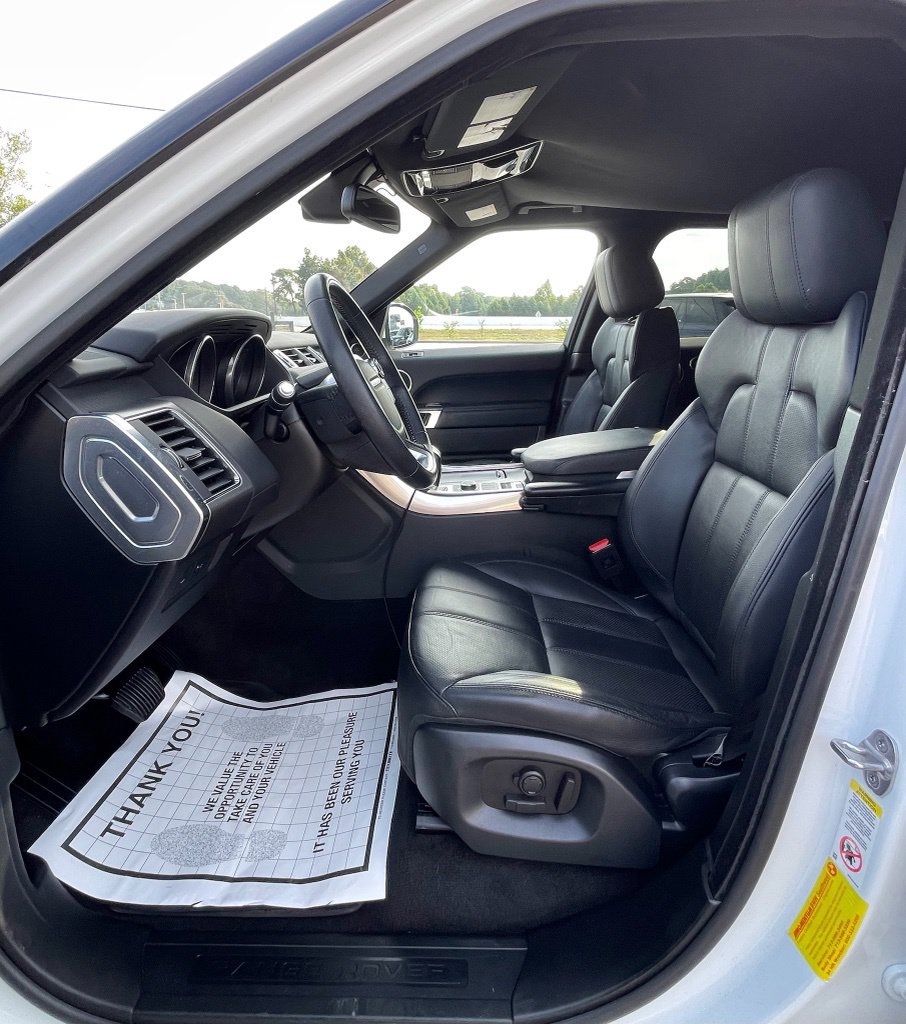 Used 2016 Land Rover Range Rover Sport SE AWD/4WD image 15