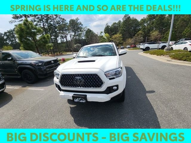 Used 2019 Toyota Tacoma TRD Sport image 4
