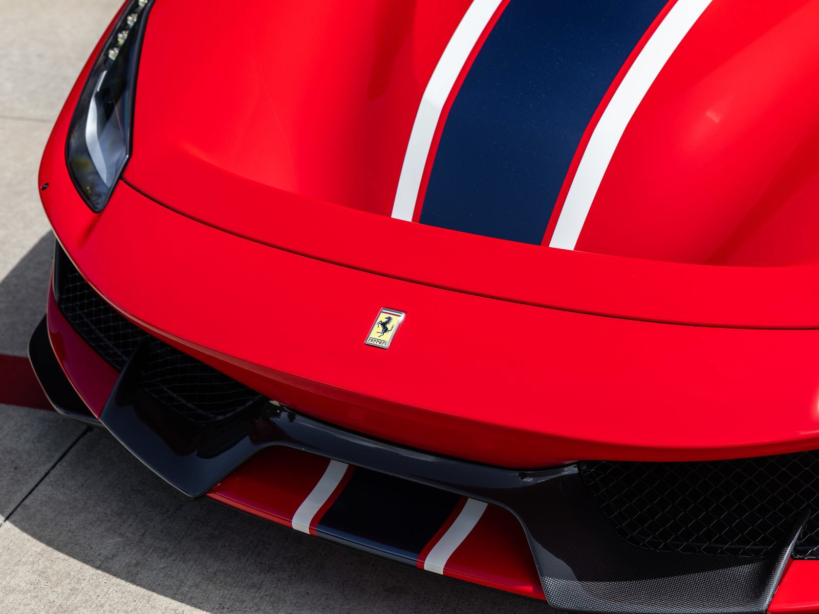 Used 2020 Ferrari 488 Pista Spider RWD image 27