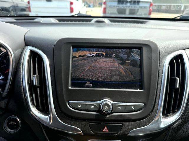 Used 2020 Chevrolet Equinox LT image 2