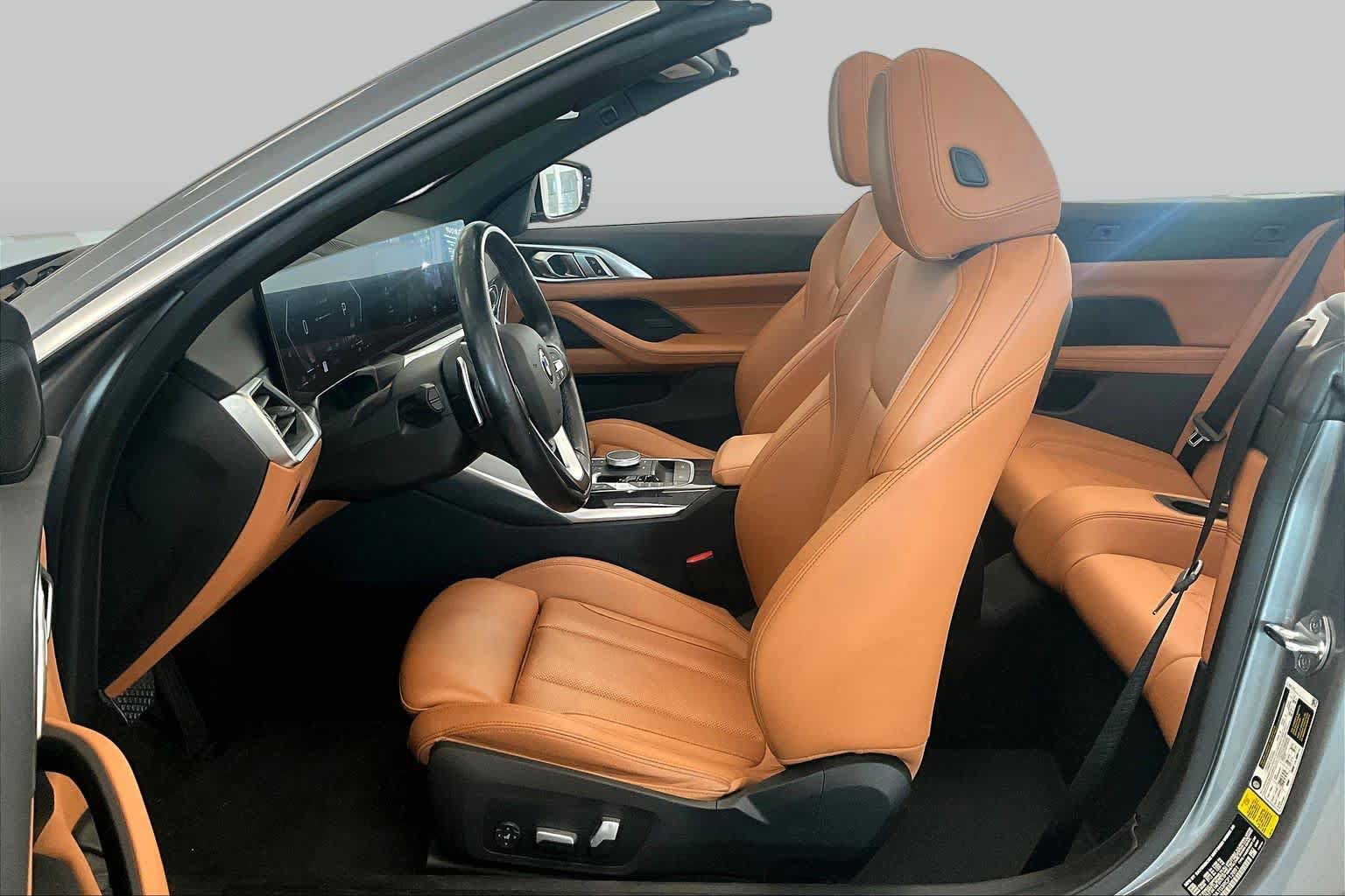 Used 2024 BMW 430i Convertible w/ Premium Package RWD image 7