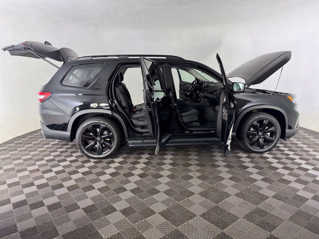 Certified 2024 Honda Pilot Touring image 12