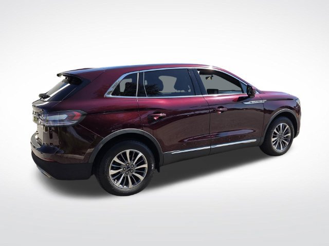 Used 2022 Lincoln Nautilus Reserve FWD image 9