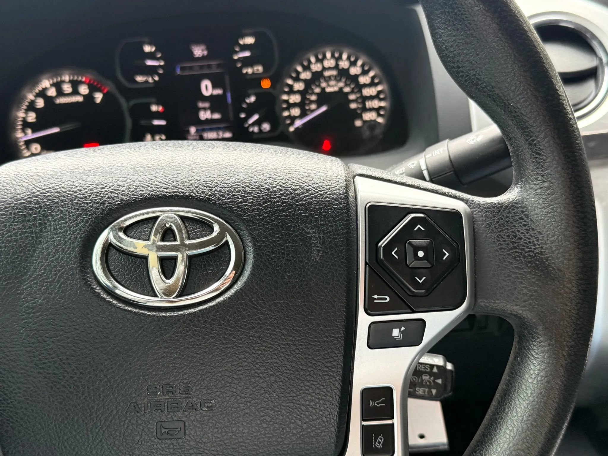 Used 2018 Toyota Tundra SR5 w/ SR5 Upgrade Package image 13