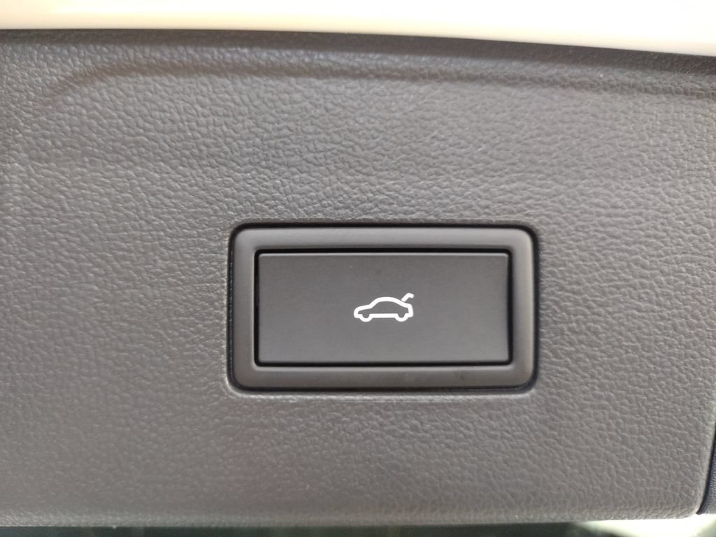 New 2026 Volkswagen Atlas Peak Edition AWD/4WD image 20