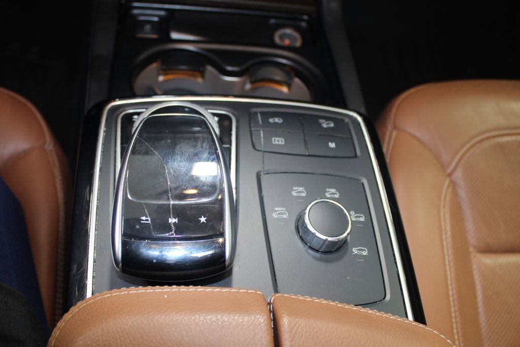 Used 2018 Mercedes-Benz GLS 450 4MATIC image 45