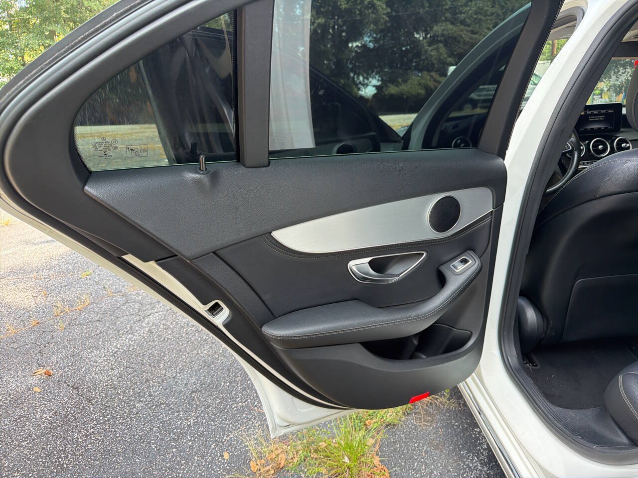 Used 2015 Mercedes-Benz C 300 Sedan image 17