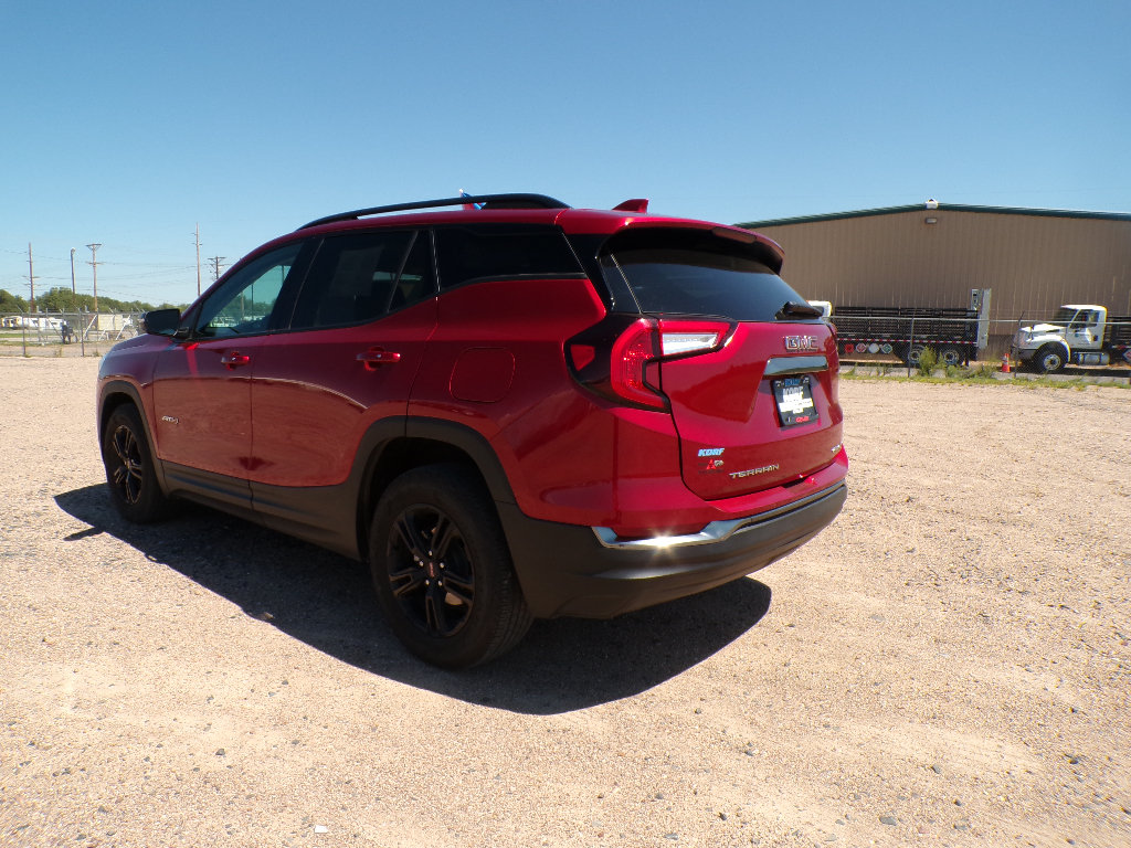Used 2023 GMC Terrain AT4 AWD/4WD image 31
