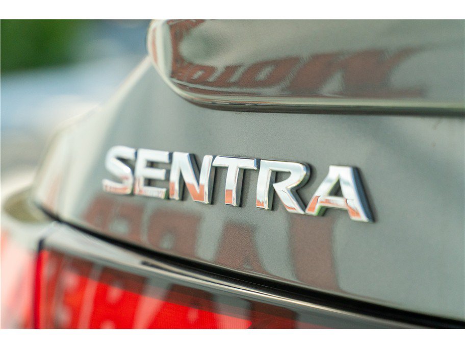 Used 2021 Nissan Sentra SR FWD image 4
