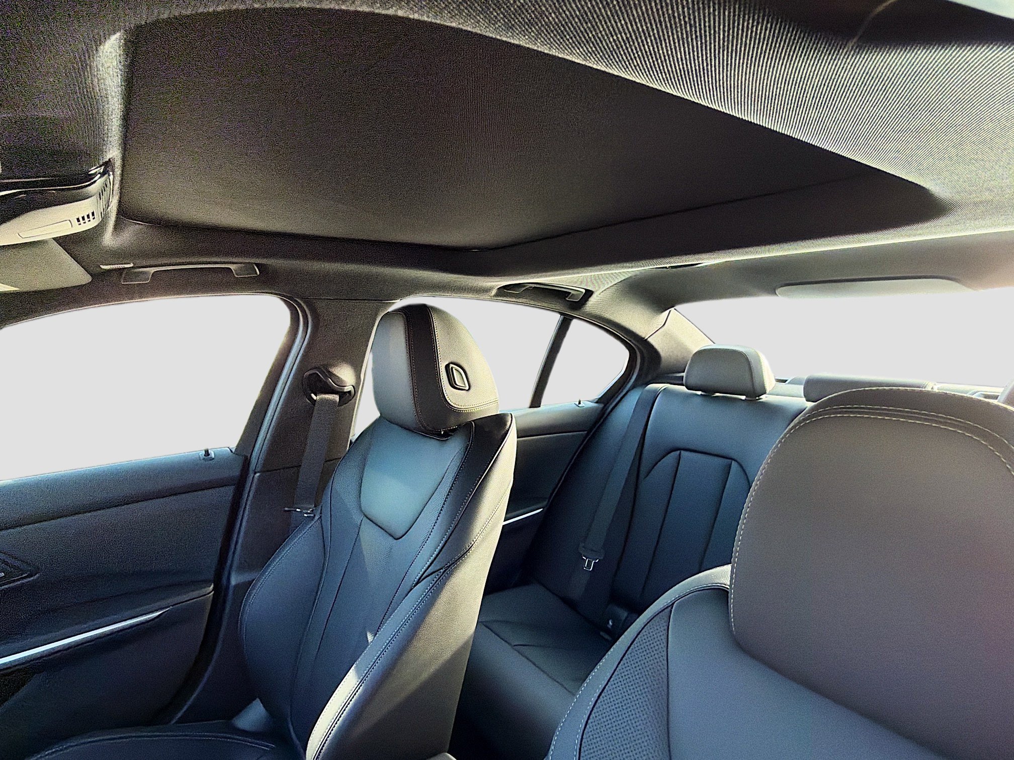 New 2026 BMW 330i xDrive Sedan w/ Parking Assistance Package image 25