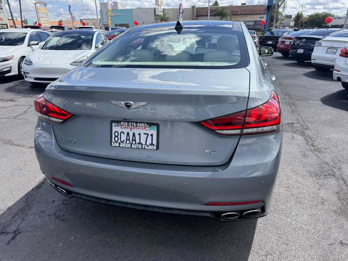 Used 2017 Genesis G80 5.0 Ultimate image 9