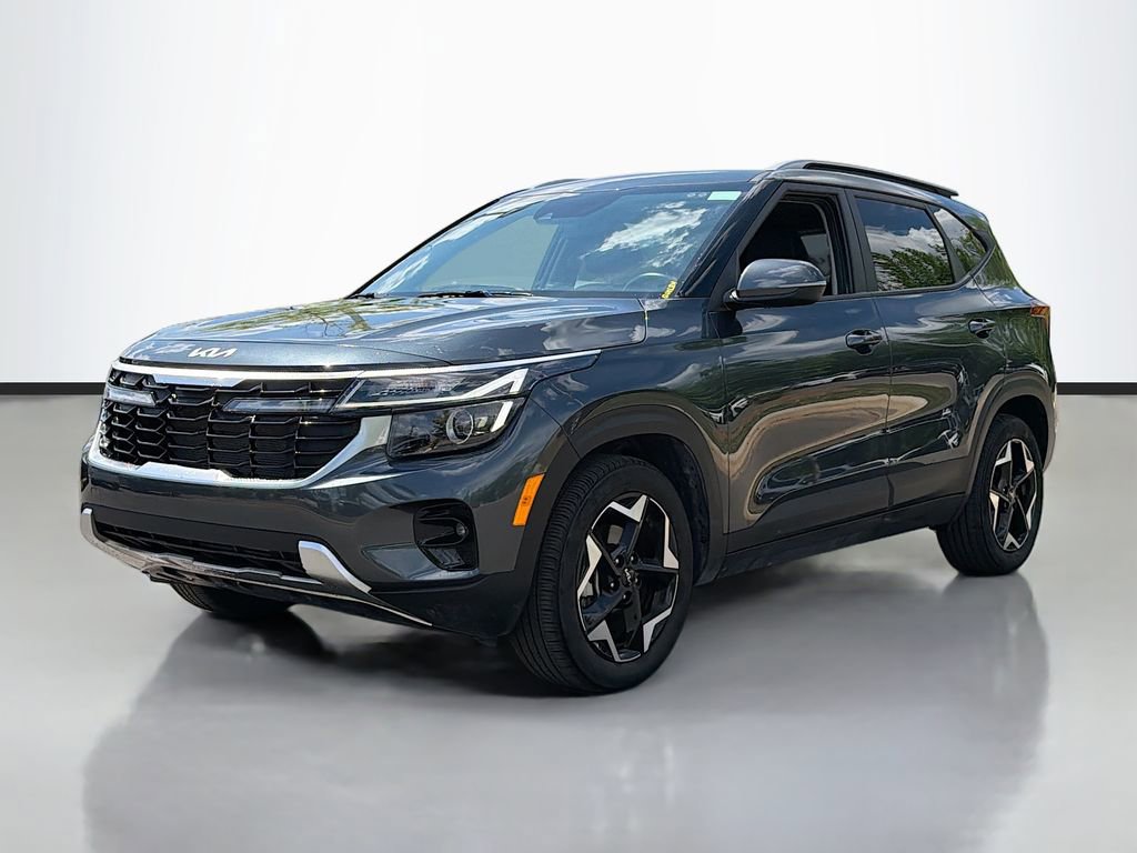 Used 2025 Kia Seltos S FWD image 2