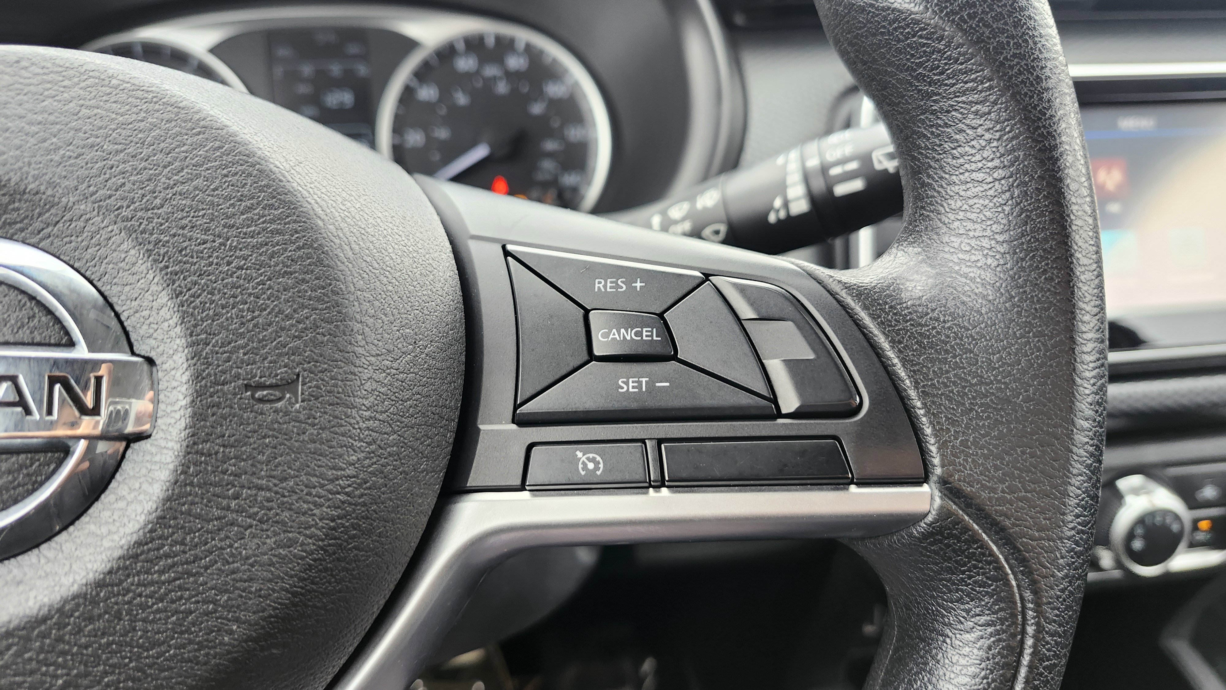 Used 2021 Nissan Kicks S image 29