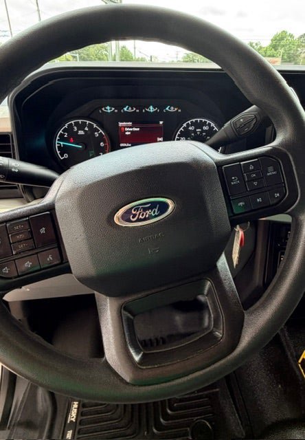Used 2023 Ford F250 XL w/ XL Off-Road Package AWD/4WD image 11