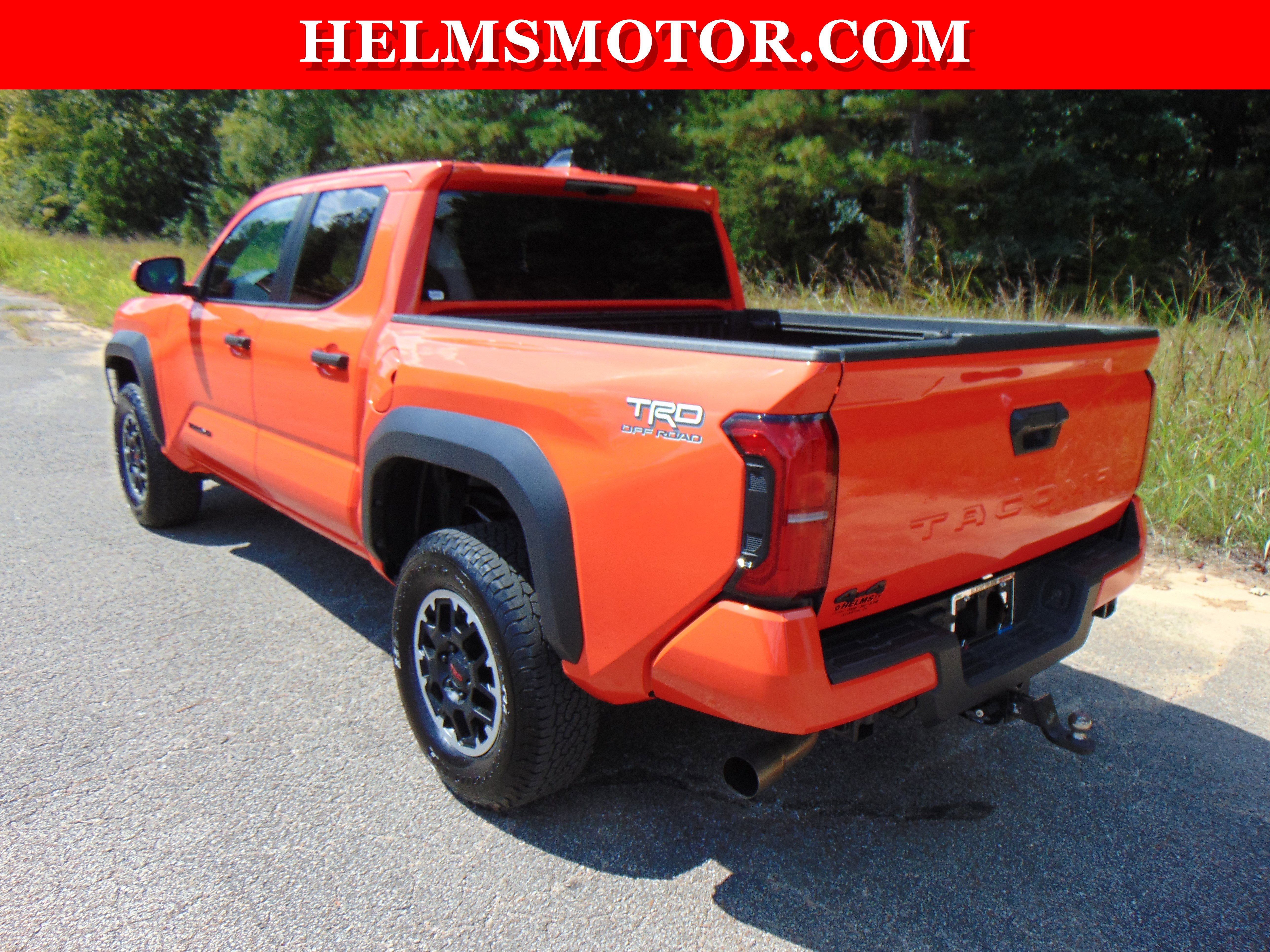 Used 2024 Toyota Tacoma TRD Off-Road image 8