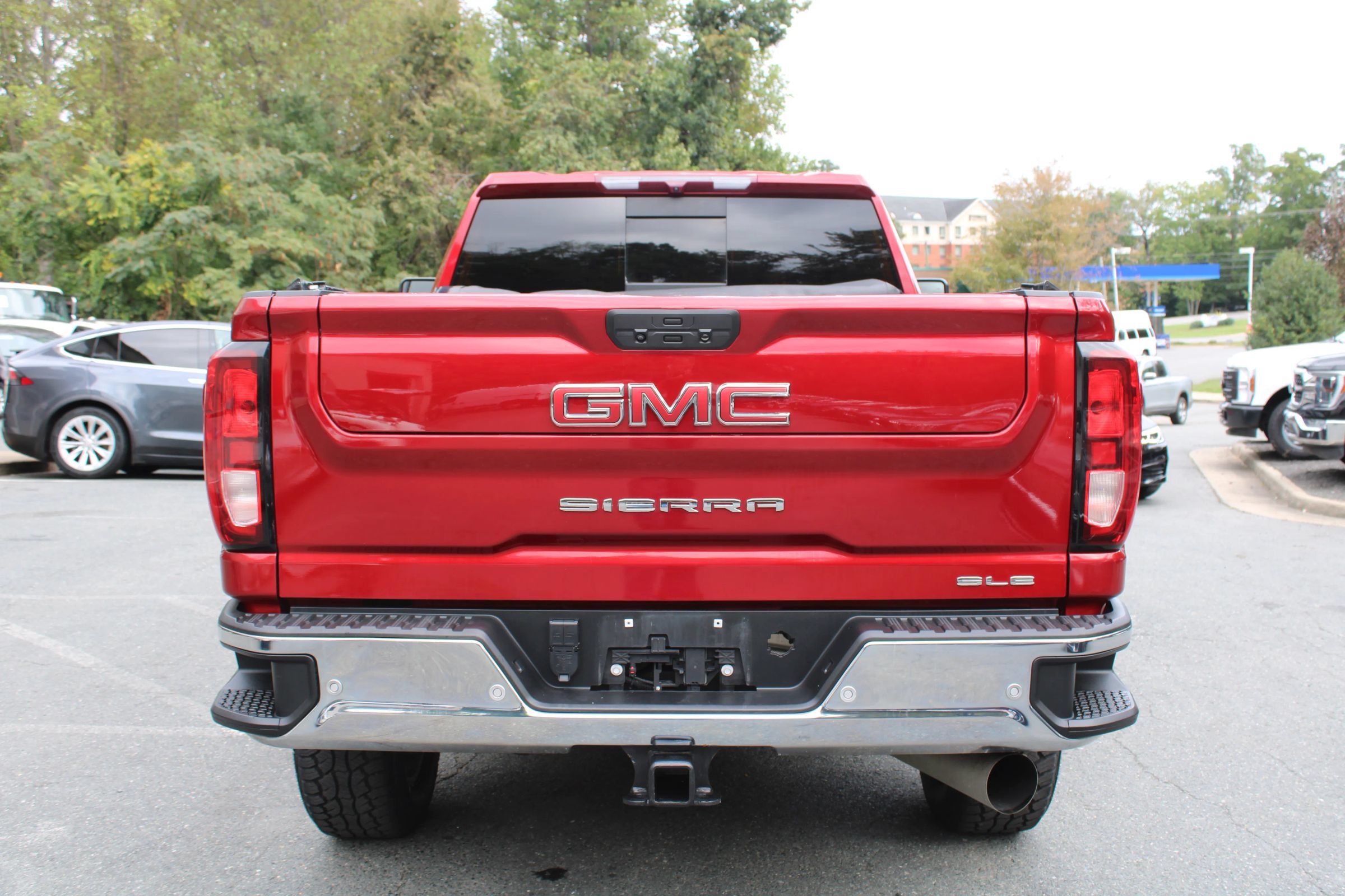 Used 2024 GMC Sierra 2500 SLE w/ SLE Value Package; AWD/4WD image 5
