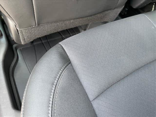 Used 2023 Buick Encore GX Select w/ Sport Touring Package AWD/4WD image 13