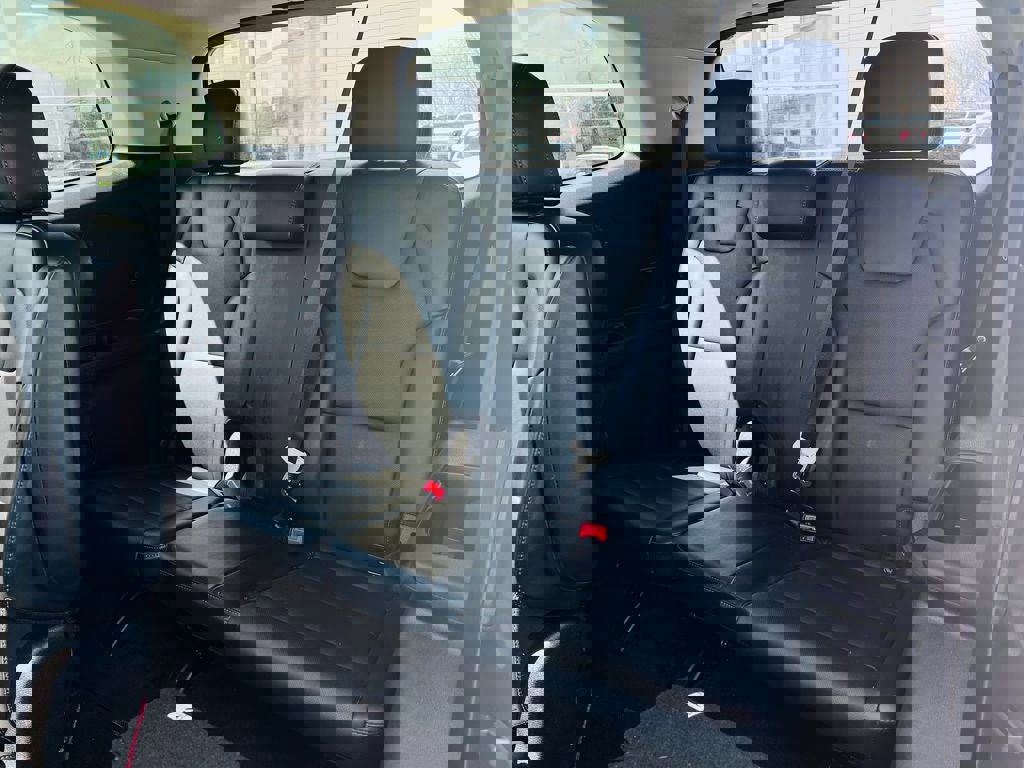 Used 2025 Kia Telluride S AWD/4WD image 14