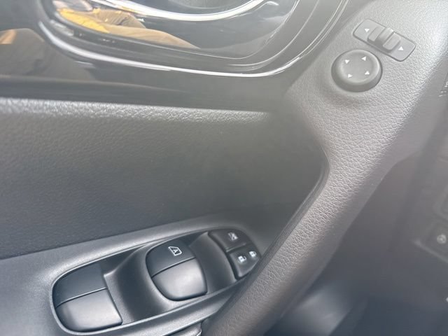 Used 2022 Nissan Rogue Sport SL w/ Premium Package AWD/4WD image 22