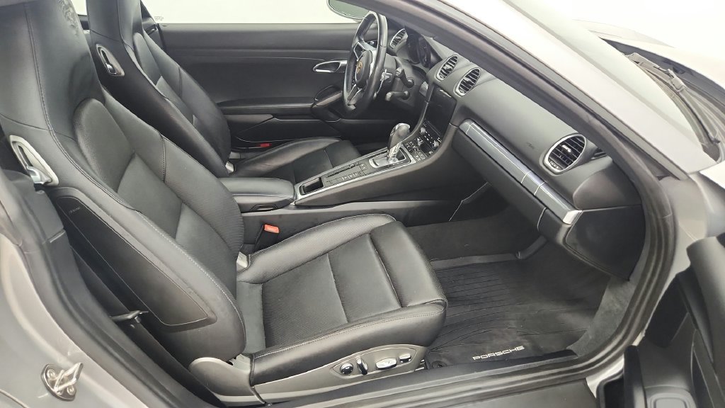 Used 2019 Porsche 718 Cayman S RWD image 21