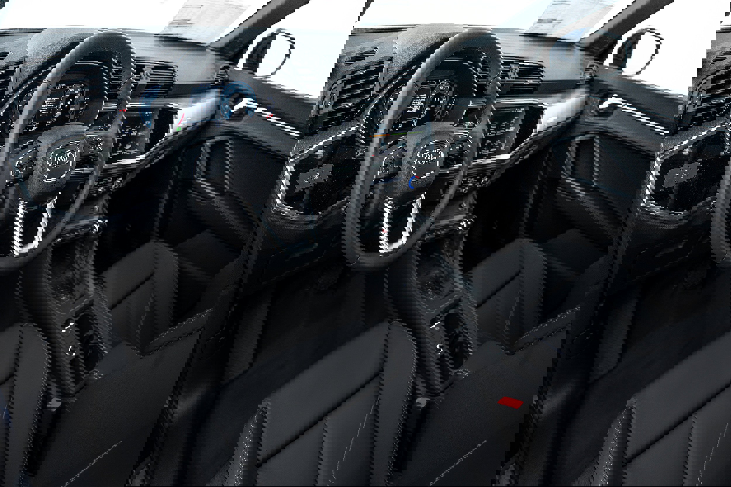 New 2025 Audi Q3 2.0T Premium image 8