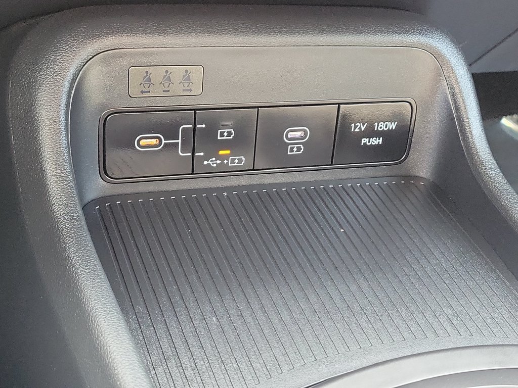 Used 2024 Hyundai Kona SEL FWD image 17