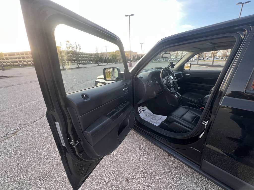 Used 2017 Jeep Patriot High Altitude image 17