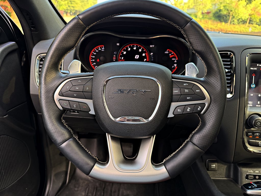 Used 2018 Dodge Durango SRT w/ Technology Group AWD/4WD image 12