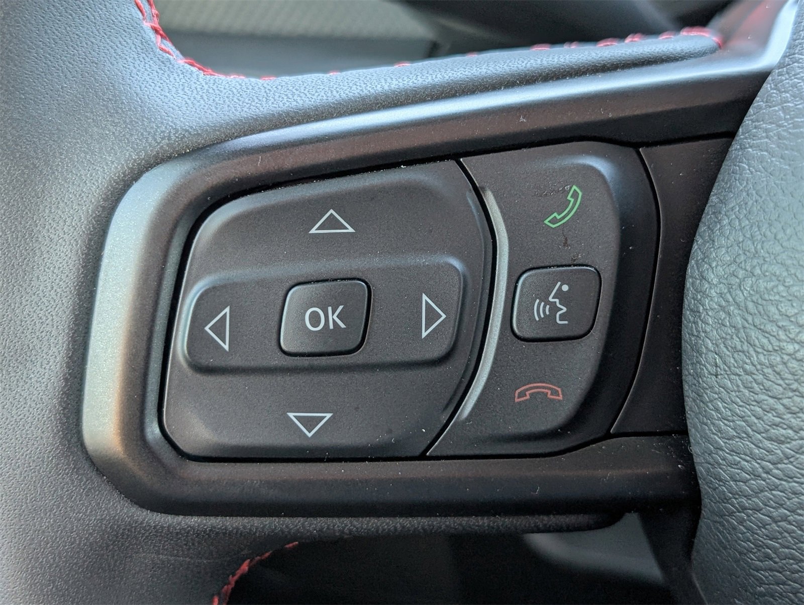 Used 2024 Jeep Wrangler Rubicon image 24