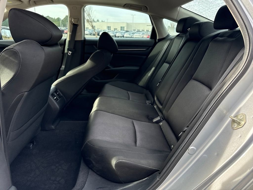 Used 2019 Honda Accord EX image 26