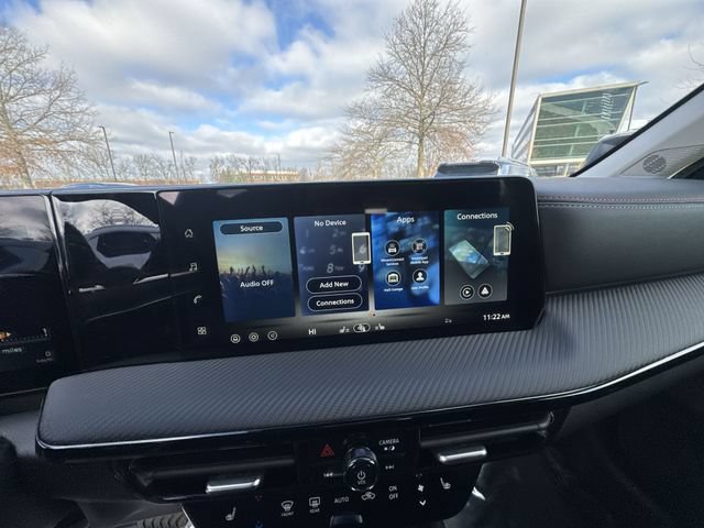 New 2026 Nissan Kicks SR w/ Cold Weather Package AWD/4WD image 16