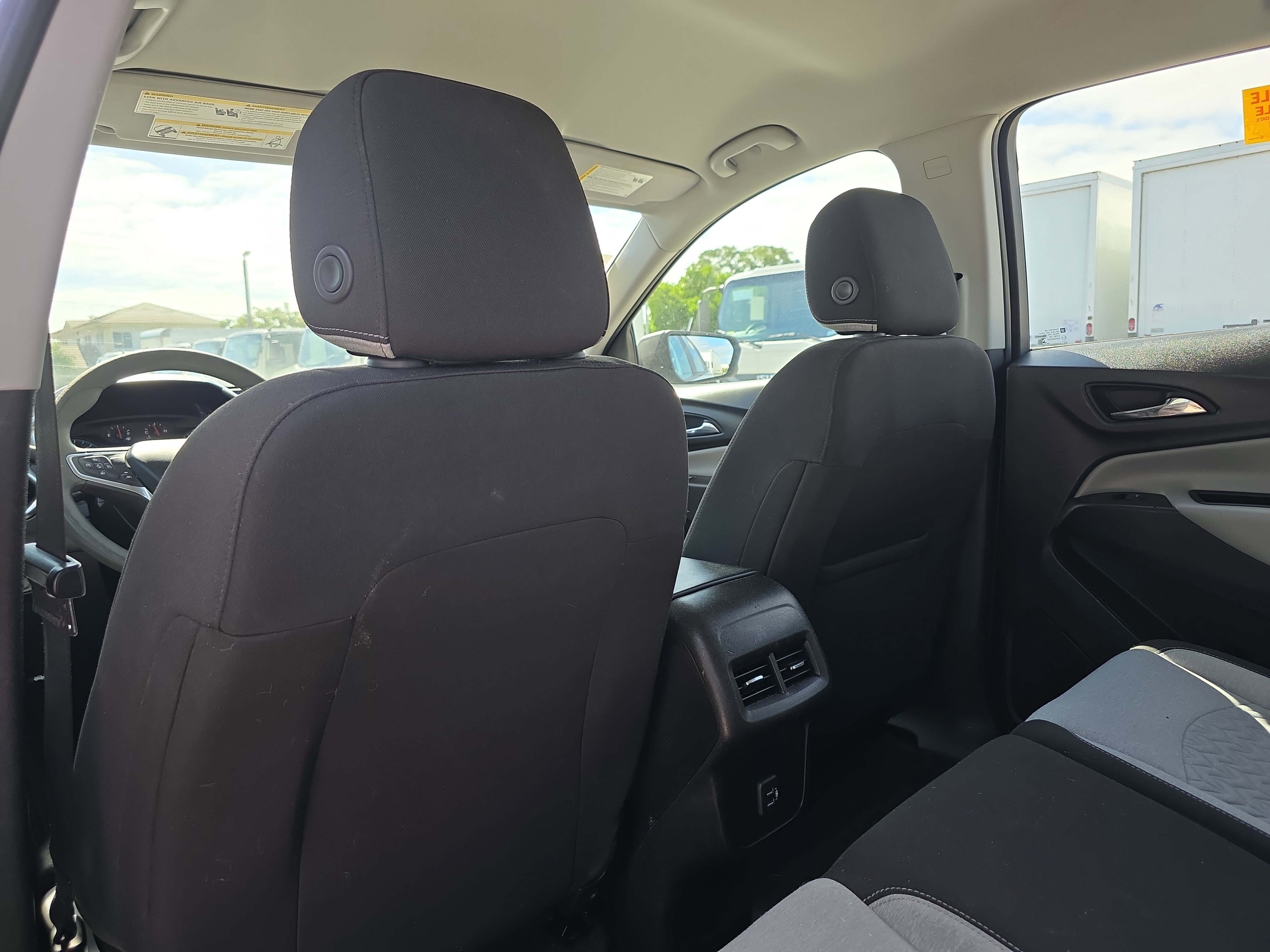 Used 2022 Chevrolet Equinox LS AWD/4WD image 16