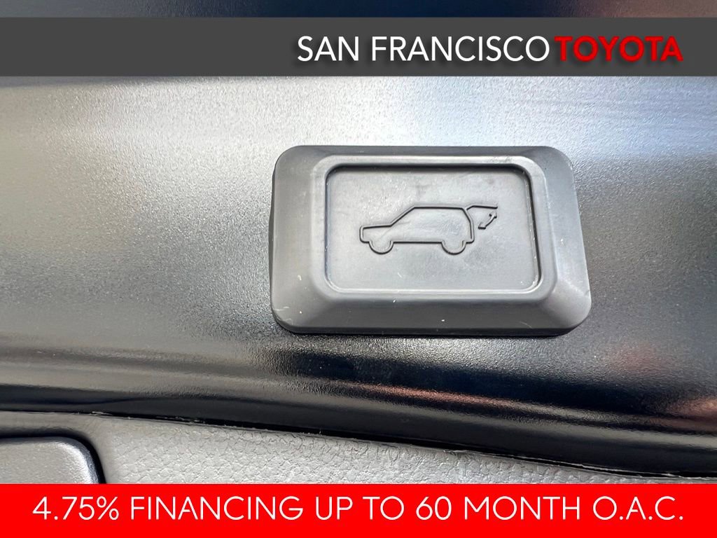 Certified 2023 Toyota RAV4 XLE Premium AWD/4WD image 40