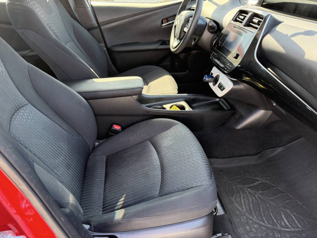 Used 2016 Toyota Prius Two FWD image 21