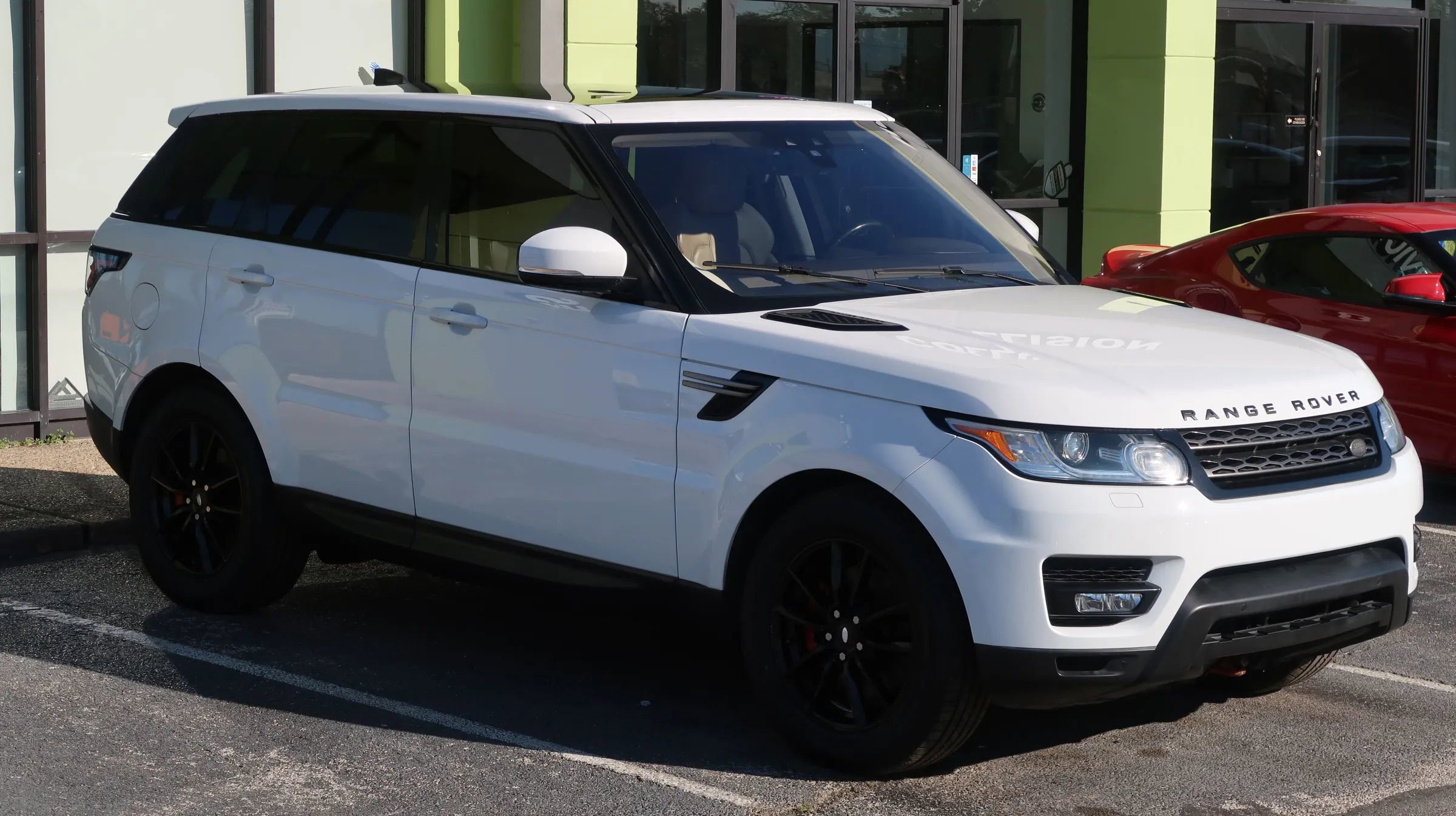 Used 2017 Land Rover Range Rover Sport SE image 5