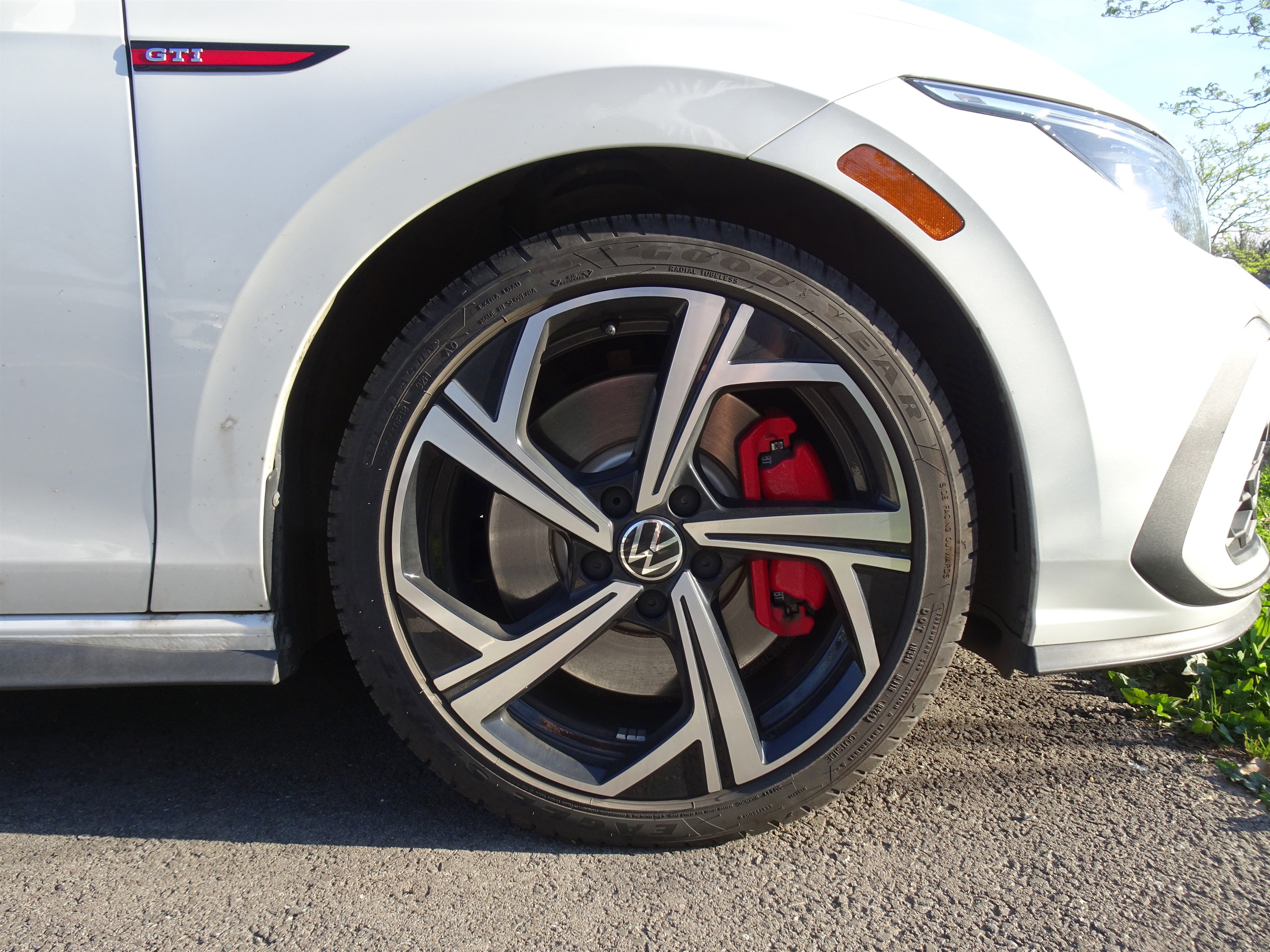 Used 2024 Volkswagen GTI SE w/ SE Leather Seats Package FWD image 6