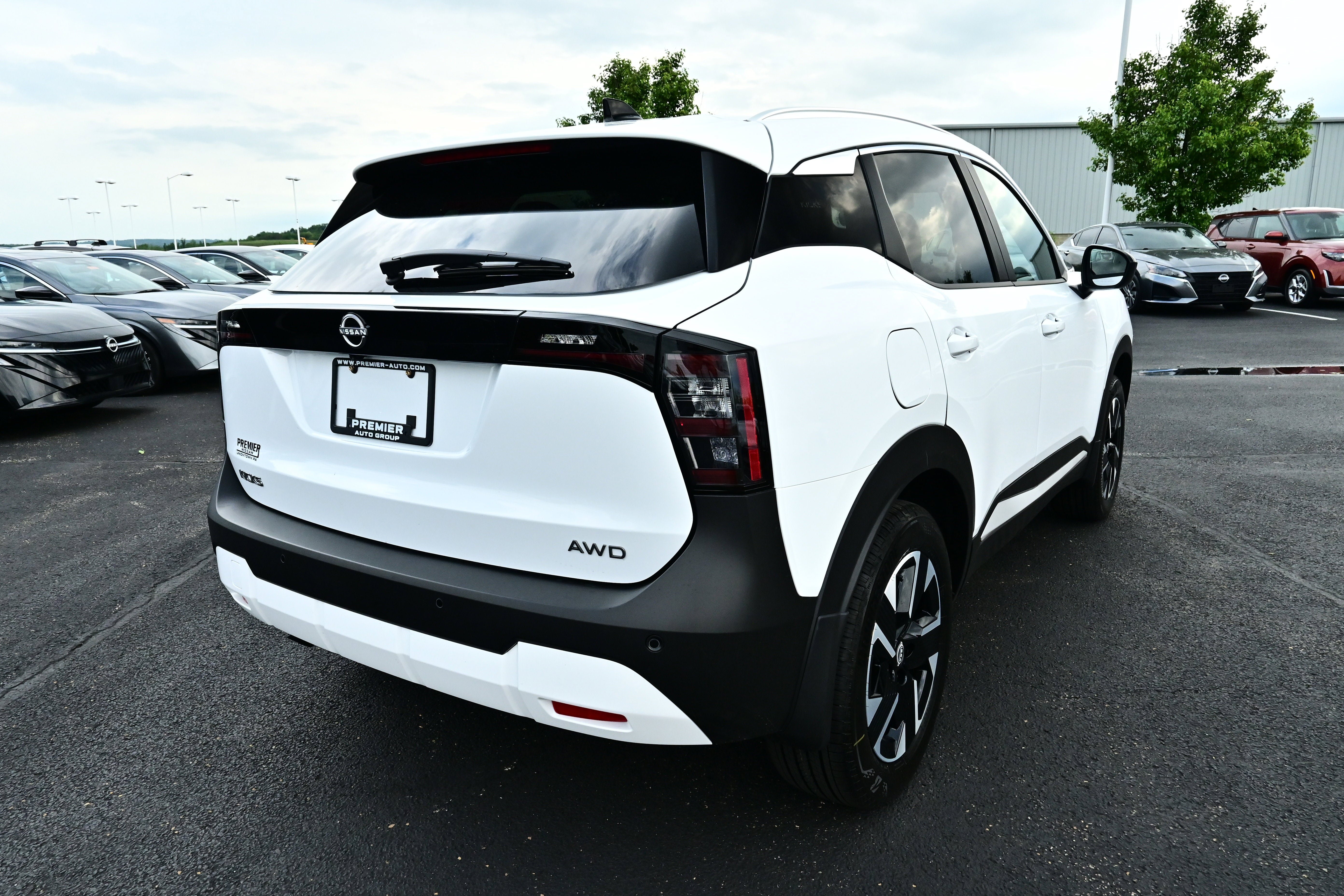 New 2026 Nissan Kicks SV w/ SV Premium Package AWD/4WD image 6