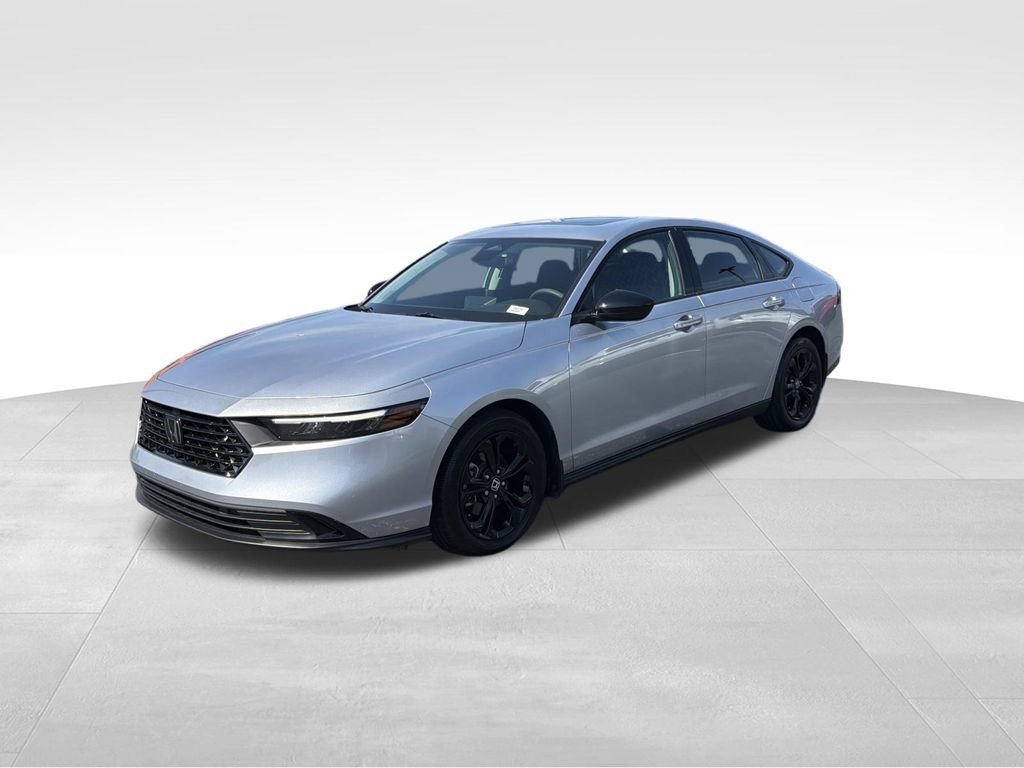 Used 2025 Honda Accord SE image 7