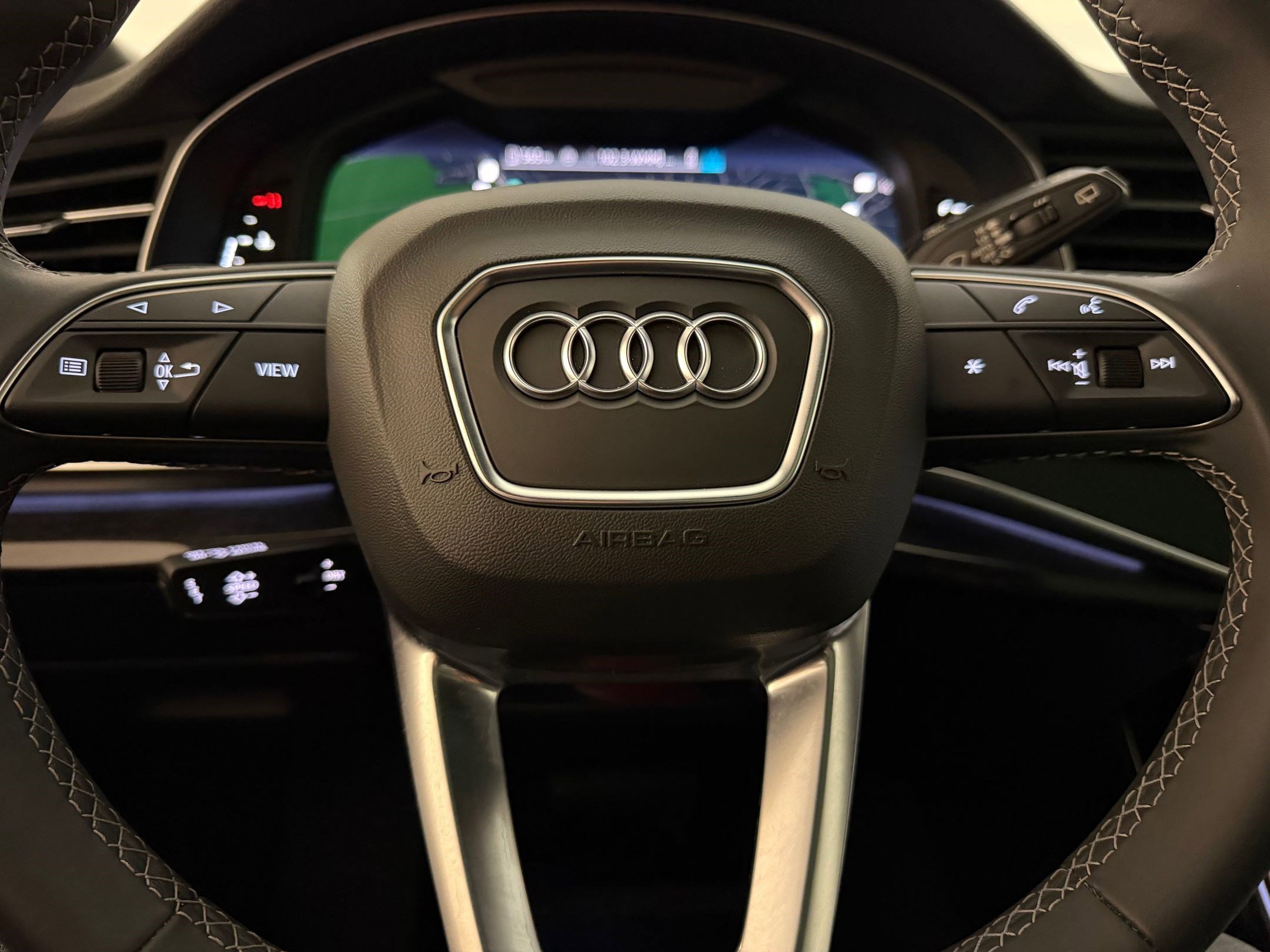 Used 2025 Audi Q7 2.0T Premium w/ Convenience Package AWD/4WD image 18