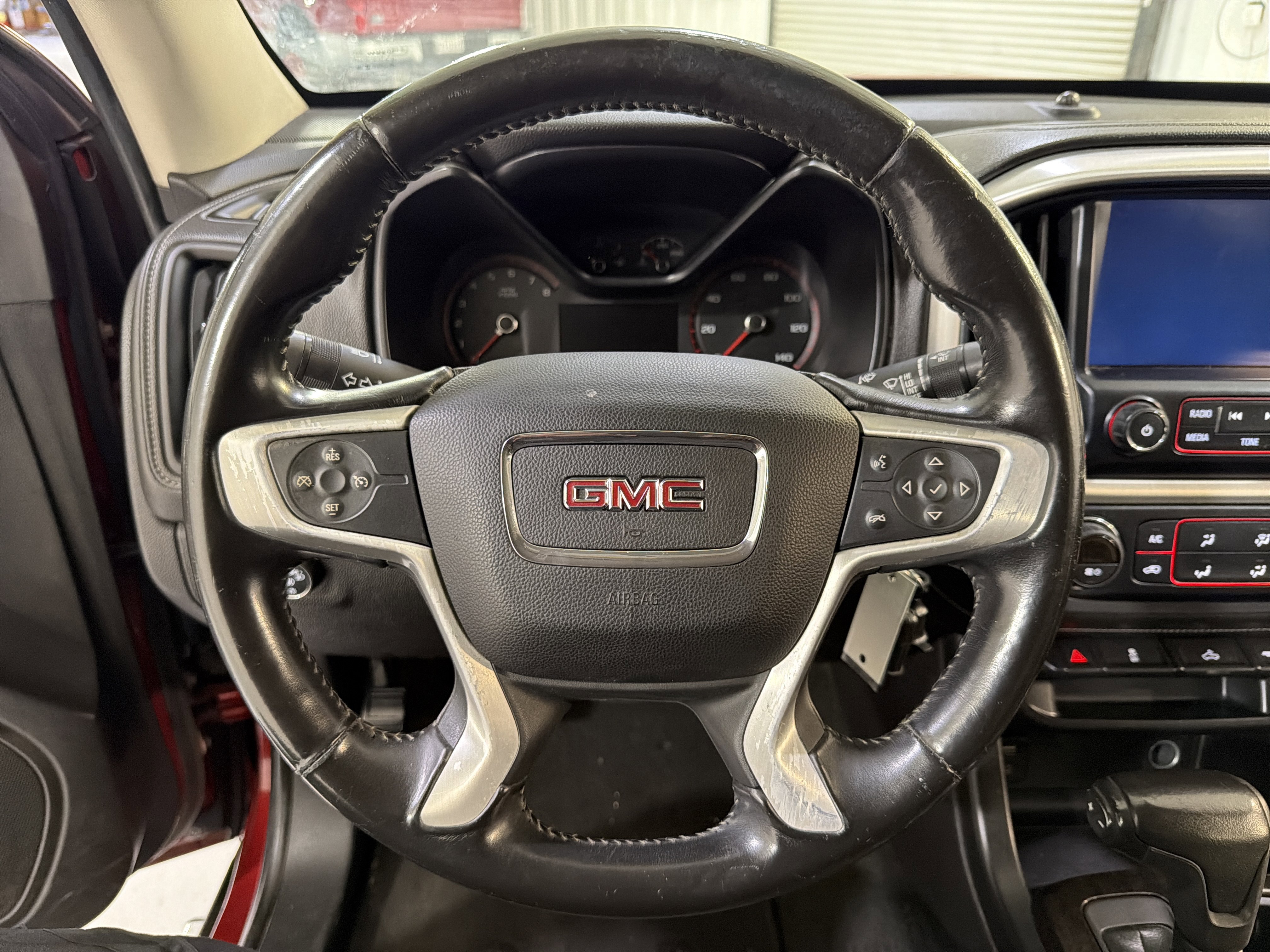 Used 2016 GMC Canyon SLE w/ SLE Convenience Package RWD image 15