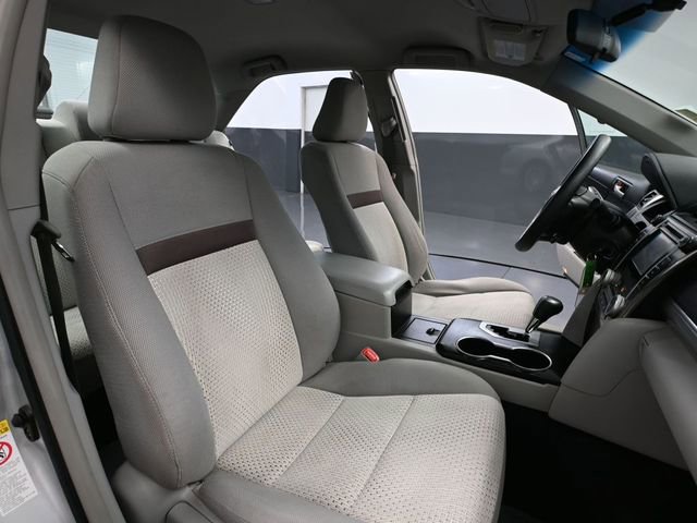 Used 2012 Toyota Camry LE FWD image 40