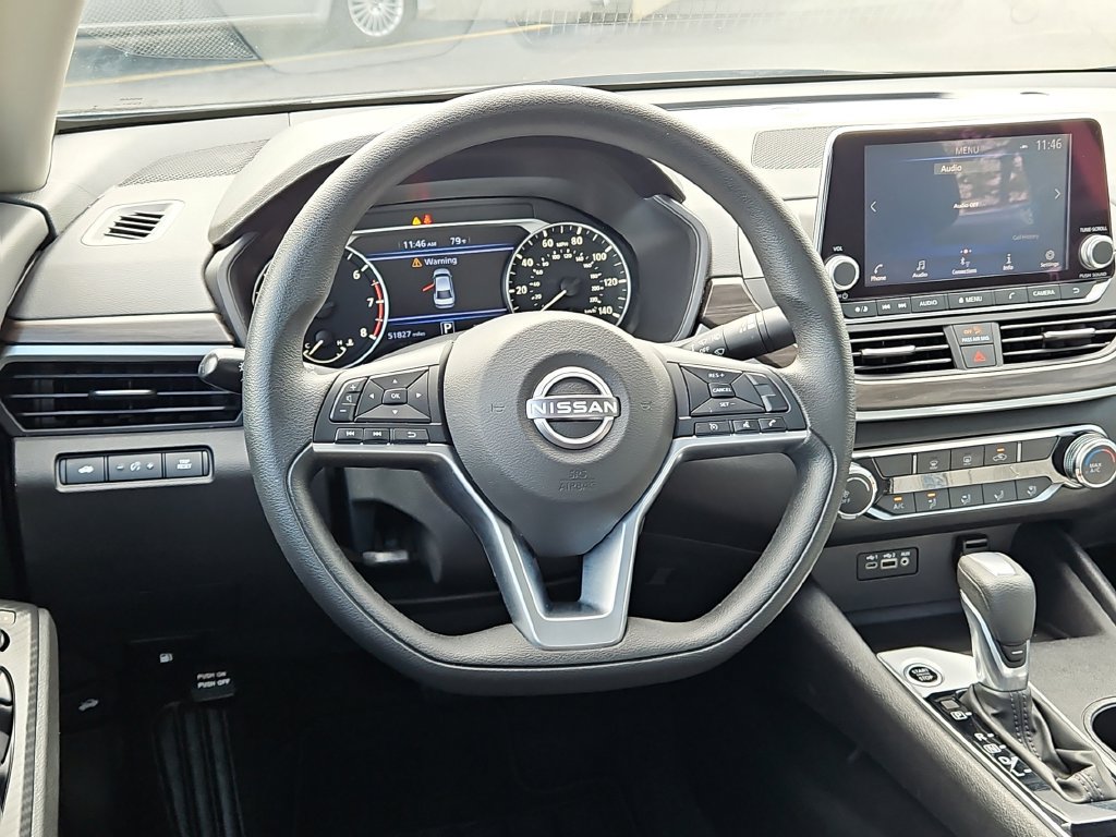Used 2025 Nissan Altima 2.5 SV FWD image 13