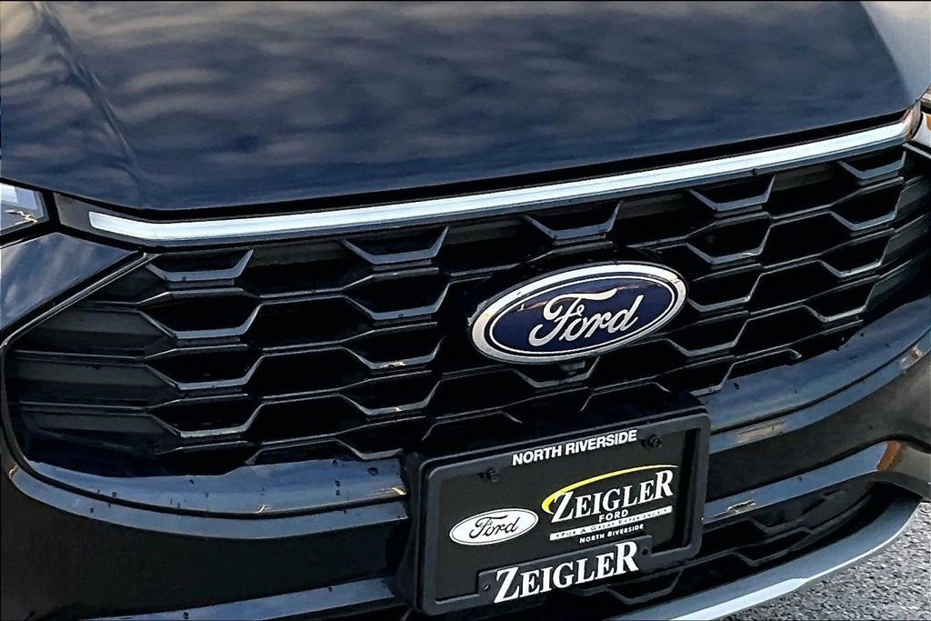 Certified 2023 Ford Escape ST-Line Elite w/ Premium Technology Package image 30