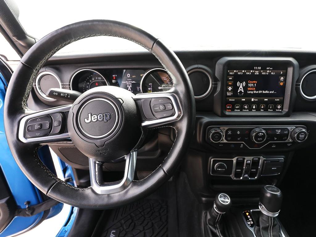 Used 2023 Jeep Wrangler Unlimited Sahara w/ Cold Weather Group AWD/4WD image 14